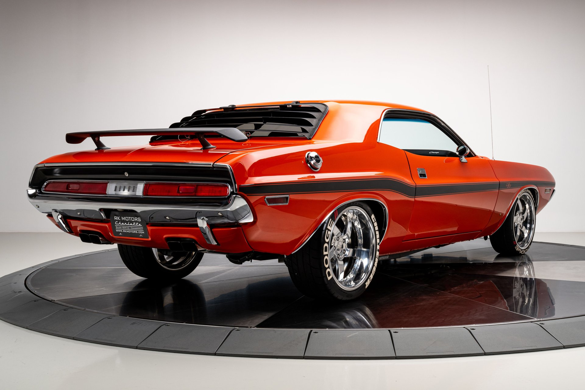 THE DODGE CHALLENGER CLASSIC